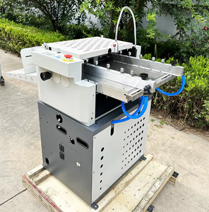 660mm Automatische NCR-Papier-Rillen- und Perforiermaschine, Papierbogen-Rillmaschine, Papierkarten-Rillmaschine - Product Image 5