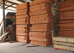 Tablas de Madera Maciza de Primera Calidad, Material de Madera Kempas Sólida y Duradera para Aplicaciones de Pisos de Estilo de Diseño Industrial - Product Image 5