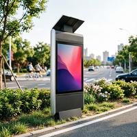 Halka Açık Alanlarda Kullanım İçin Güneş Enerjili Reklam Panosu
