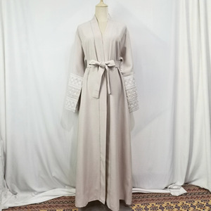 Vestido Maxi Modesto para Mulheres Muçulmanas com Manga de Renda e Detalhes em Patchwork, Abaya Dubai Kaftan, Corte Solto para Uso Diário durante o Ramadan - Product Image 5