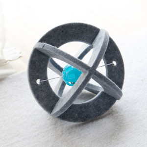 Trend Pet ürünleri <span class=keywords><strong>2026</strong></span> yeni gelenler çevre dostu keçe topu şeklinde oyuncak jöle kedi peluş oyuncak çan şeklinde topları ile - Product Image 2