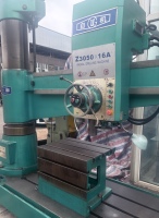 Venta de Fábrica, Precio Económico, Máquina Perforadora Radial de Alta Precisión Z3050 Usada, Motor con Caja de Engranajes, Diámetro de Perforación de 50 mm, 4 kW