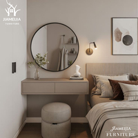 Ensemble de décoration élégant pour dressing, console flottante beige crème avec éclairage d'ambiance LED organique, style boutique moderne haut de gamme