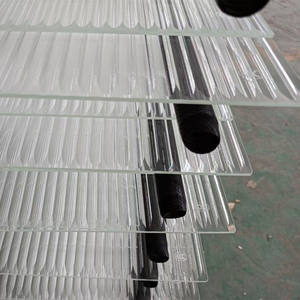 أبواب خزائن من الزجاج المقسى فائق الوضوح بنمط مضلع 6 مم - Product Image 2