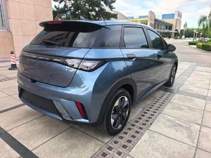 Voiture électrique d'occasion Byd 2024 Dolphin Glory Edition version liberté, berline à hayon - Product Image 2