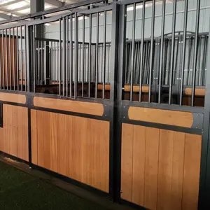 Portable Steel Frame Bamboo Horse Box Stable Galvanized Steel Horse Stable Walls Sliding Door