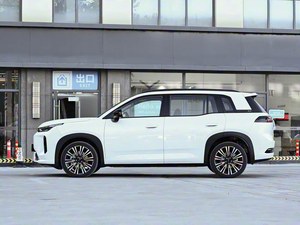 <span class=keywords><strong>Aion</strong></span> I60 Édition Avancée 2026 de Marque Chinoise, Véhicule Électrique Hybride Rechargeable (PHEV) SUV Compact 5 Places, Autonomie 1200 km, 300 kW, Véhicule à Énergie Nouvelle - Product Image 4