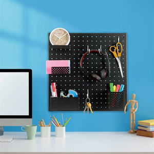 Organisateur de bureau mural avec panneau perforé et accessoires pour table et bureau - Product Image 6