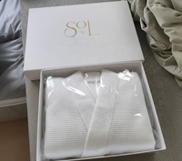 Ensemble cadeau de peignoirs personnalisés de qualité supérieure - Peignoirs unisexes personnalisables avec pantoufles ou serviettes pour mariage/hôtel/entreprise