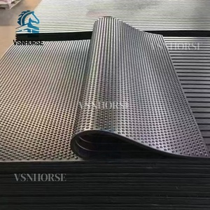 Tapetes de Borracha Duráveis para Estábulos, Piso Antiderrapante, Almofadas Reforçadas para Uso em Celeiros - Product Image 5