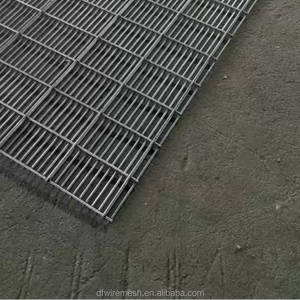 Valla de Alta Seguridad 358 con Púas en la Pared y Púas en la Parte Superior, Valla de Seguridad Anti-Escalada de Malla 358 con Barra Plana - Product Image 4