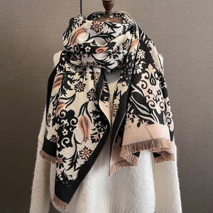 Châle floral vintage coréen style peinture à l'huile, écharpe réversible en jacquard imitation cachemire à pompons pour femme - Product Image 6