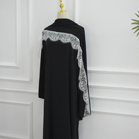 Nouvelle Abaya 2026 pour Femme, Robe Musulmane Longue Ample et Modeste avec Dentelle et Patchwork, et Hijab Assorti
