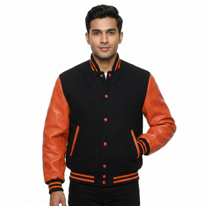 Veste bomber varsity en laine noire, manches en cuir véritable orange - Product Image 1