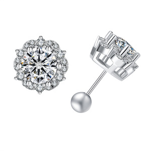 Orecchini a Perno con Fiore in Moissanite, Gioielli di Lusso per Matrimonio, Moda in Argento Sterling 925 Puro - Product Image 5