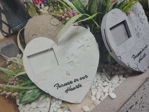 Resin Material Pet Dog Foot Print <strong>Memorial</strong> <strong>Plaque</strong> <strong>Garden</strong> Stone Gravestone With Paw Print - Product Image 3