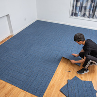 Dalles de moquette emboîtables marron pour la maison et le commerce, tapis carré