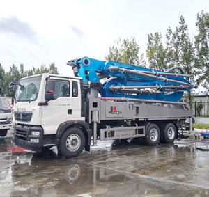 Camion pompe à béton personnalisé en usine, 43 m, camion pompe à béton à flèche, camion pompe à béton monté sur camion, prix - Product Image 1