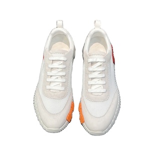 Nuevas llegadas de zapatillas de running para mujer y hombre, marca de lujo, reflectantes, para skateboarding, ligeras, para caminar. - Product Image 1