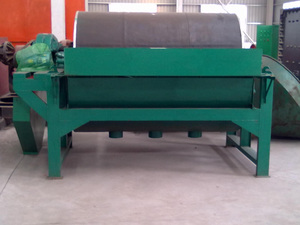 เครื่องแยกแม่เหล็กแบบถังแห้งอัตโนมัติพร้อมมอเตอร์เกียร์สำหรับแร่ทองคำ ราคาแข่งขันได้ - Product Image 3