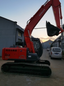 Excavatrice sur chenilles Hitachi ZX 120, équipement de construction à moteur diesel pour travaux de terrassement et de manutention de matériaux - Product Image 6