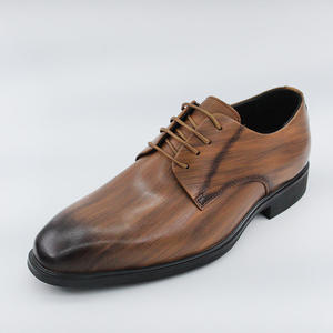 Chaussures habillées de créateur italiennes haut de gamme pour hommes en cuir avec texture de veau gaufré – Chaussures habillées et Richelieu en cuir pour hommes - Product Image 5