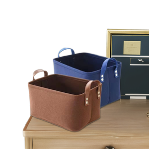 GREENSIDE Panier de rangement carré en métal et feutre personnalisé avec poignée, outil indispensable pour l'organisation du linge - Product Image 1