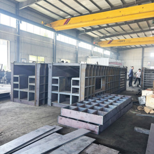 Mô hình máy Đóng kiện thủy lực ngang tự động có thể được tùy chỉnh. Trấu và mùn cưa <span class=keywords><strong>baling</strong></span> <span class=keywords><strong>Machine</strong></span> - Product Image 4