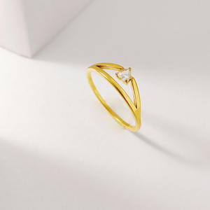 Anillo de sello minimalista clásico de venta directa, anillo de acero inoxidable chapado en oro de 18 quilates para mujer, anillos, diseños de joyería - Product Image 1