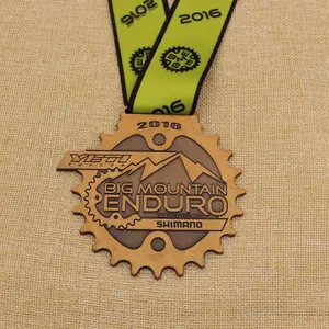 Médaille personnalisée sans minimum or argent bronze championnat cycliste médaille grande montagne enduro