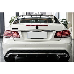 Kit carrosserie pour Mercedes-Benz W207 (2009-2013) : Amélioration et transformation en modèle Coupé 2016 – Pare-chocs avant, phares, garde-boue, pare-chocs arrière, feux arrière - Product Image 5