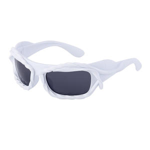 Lunettes de soleil irrégulières Y2K, monture PC argentée UV400, pour le cyclisme en extérieur et la conduite, performance optimale - Product Image 5