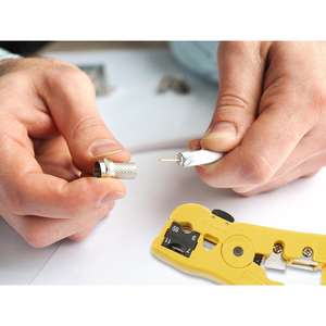 Toolland DÉNUDEUR DE CÂBLE COAXIAL UNIVERSEL - Product Image 2