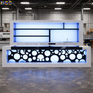 Diseño de Barra Comercial Personalizada para Restaurante de Lujo, Barra de Servicio de Alta Calidad en Piedra Acrílica para Cafetería Deportiva y Billar - Product Image 6