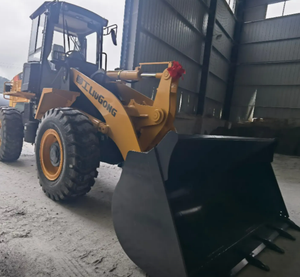 Chargeuse sur pneus Liugong 835N, capacité nominale de 3 tonnes, chargeuse frontale, moteur d'origine remis à neuf, meilleure que Cat 924, Komatsu WA200, Sany - Product Image 5