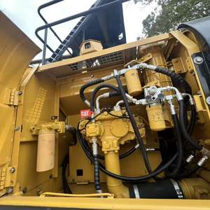 รถขุดตีนตะขาบ Caterpillar CAT330d2 ผลิตในญี่ปุ่น น้ำหนัก 30 ตัน เครื่องจักรก่อสร้าง สภาพ 90% รถขุดขนาดใหญ่ Caterpillar 330D2L มือสอง - Product Image 4