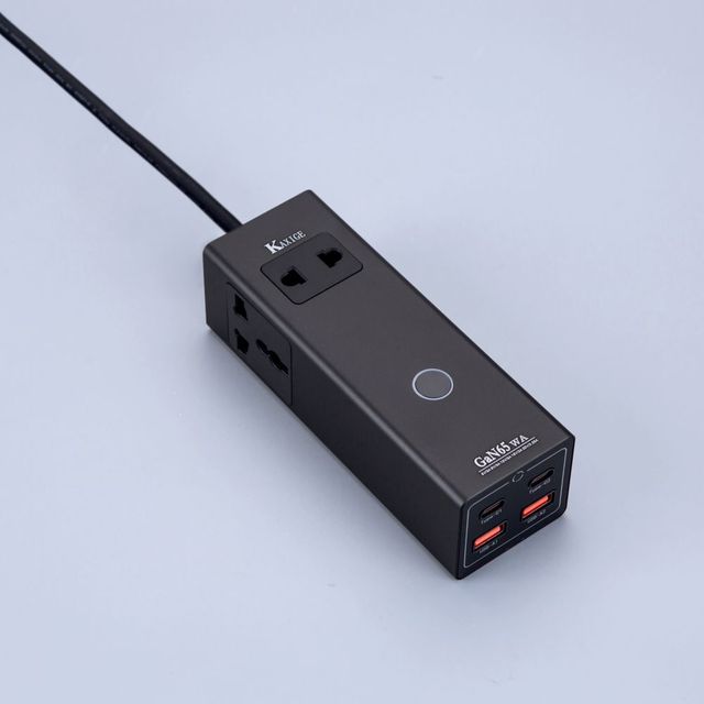 Chinese standard 65W GaN Travel Adapter, 4 AC Sockets 2 USB-A 2 USB-C PD Fast Charging Multi-Function Power Strip Adapter