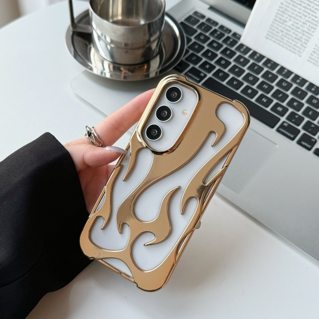 Fashion Hollow Heat Dissipation Phone Case for Samsung S22 S23 S24 Ultra A16 Electroplated Soft TPU Shockproof Protective Cover