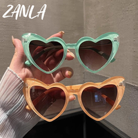 2024 nouveau à la mode mignon coeur forme femmes couleur bonbon lunettes de soleil polychrome femme violet rose lunettes de soleil UV400 noir lunettes