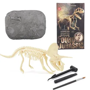 Best Seller Plastic Archaeological Dinosaur Triceratops Excavation Kit Dinosaur Toys For Child