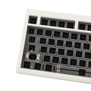 Kit de Teclado Mecánico <span class=keywords><strong>CIDOO</strong></span> V75 Plus CNC de Aluminio/Barebone con Pantalla Programable VIA, 75% Intercambiable en Caliente, Kit Personalizable/DIY - Product Image 2