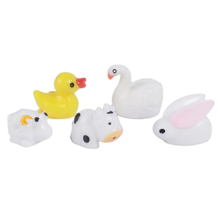 yiwu wintop wholesale farm duck sheep cow design 3d craft resin miniature animals for garden decoration