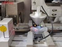 Machine de remplissage, de formage et de scellage entièrement automatique pour masques cosmétiques liquides