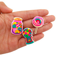 Adorables breloques pour chaussures en PVC souple, motifs bonbons, sucettes, glaces, cupcakes, accessoires DIY