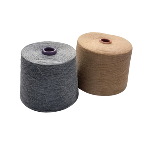 Filato Misto Poliestere Cotone 65/35 Tinto in Massa 21S, Riciclato e Antistatico, per Lavorazione a Maglia di Calze - Product Image 6