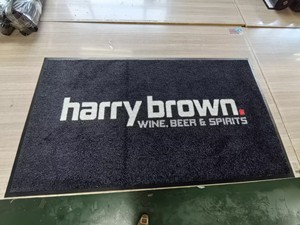 Tappetino Personalizzato per Garage e Supermercati con Base Antiscivolo in Gomma e Logo - Product Image 2