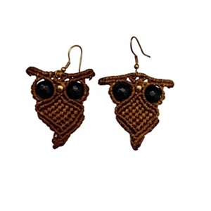 Boucles d'oreilles pendantes en macramé pour femmes, style bohème, cristal marron, alliage de zinc, forme animale, bijoux faits à la main - Product Image 1