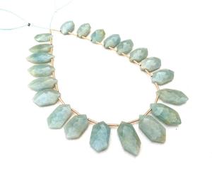 Perles de Briolette de pierre précieuse d'aigue-marine bleue naturelle de forme de pentagone à facettes pour la fabrication de bijoux - Product Image 3