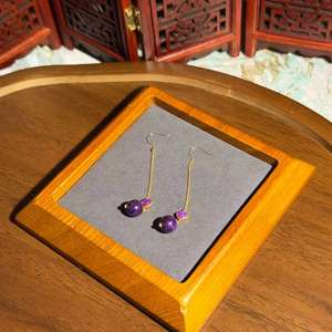 Brincos por Atacado com Pedras Preciosas Acabamento Dourado Brincos de Designer para Varejistas Globais - Product Image 4