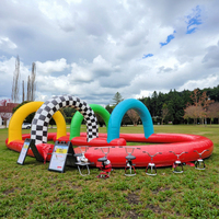 Piste gonflable en PVC avec souffleur et garantie de 3 ans comprenant des kits de réparation.